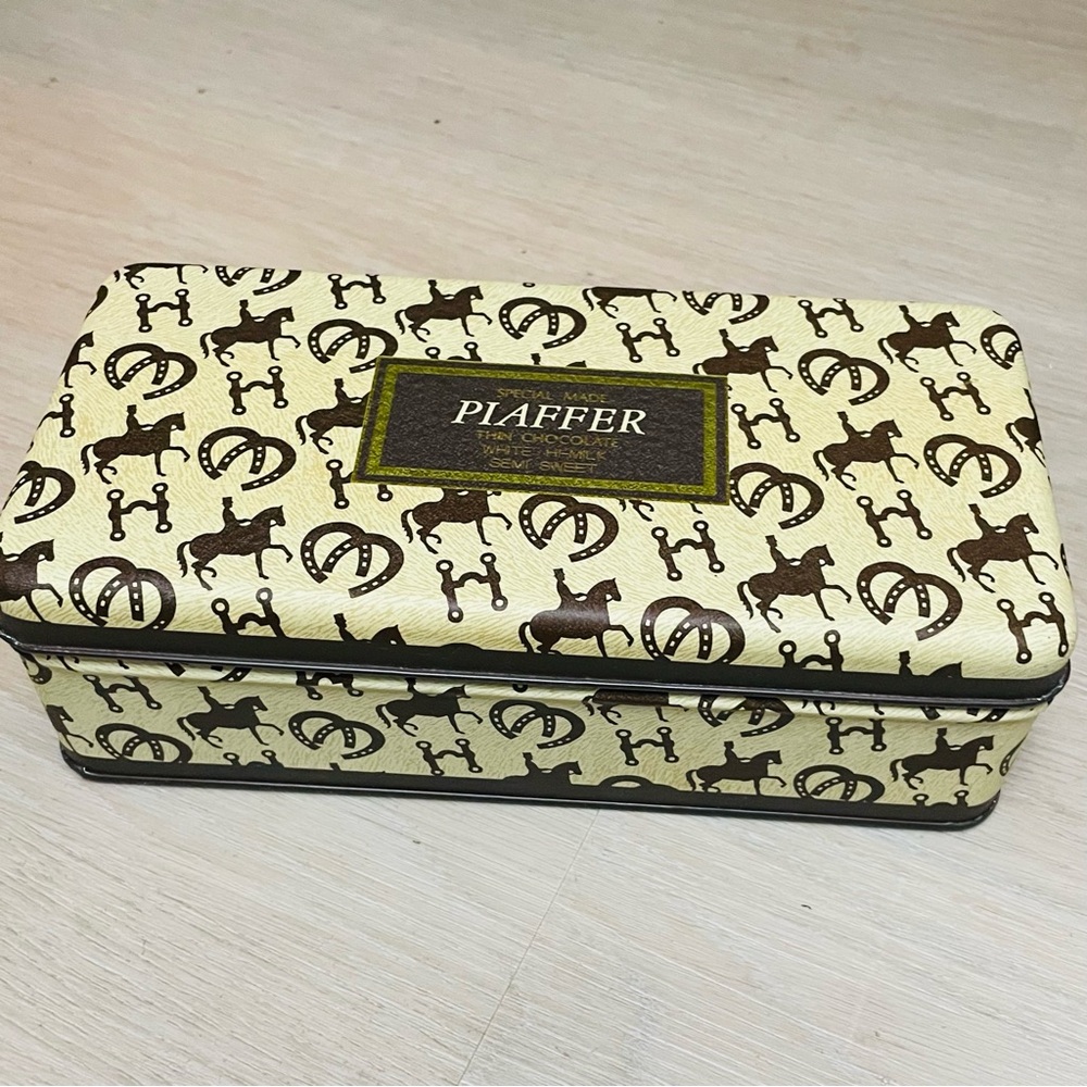 Vintage Cream Equestrian Patterned Tin Box by Piaffer 8”x4”x2”
